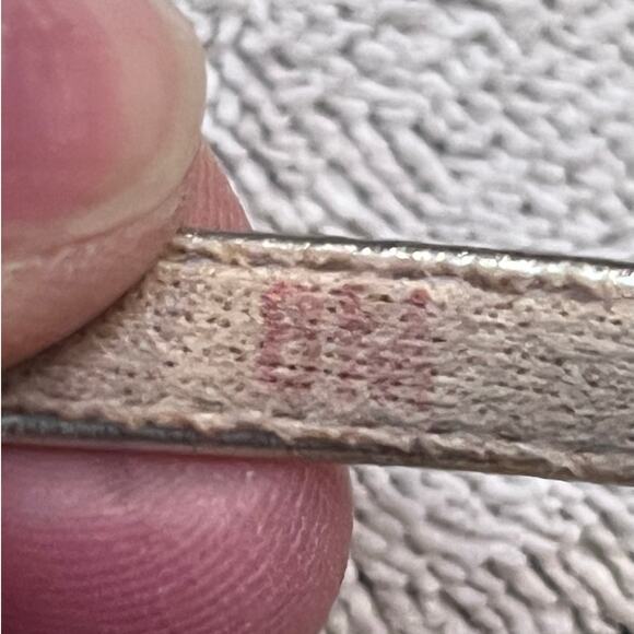 Vaneli Women's Gold Strap Flat Summer Slip On Heel Sandals - Size 8 - Picture 3 of 11